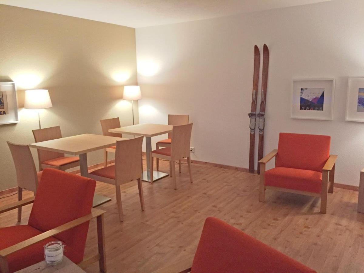 Apartment Promenade - Utoring-55 By Interhome Arosa